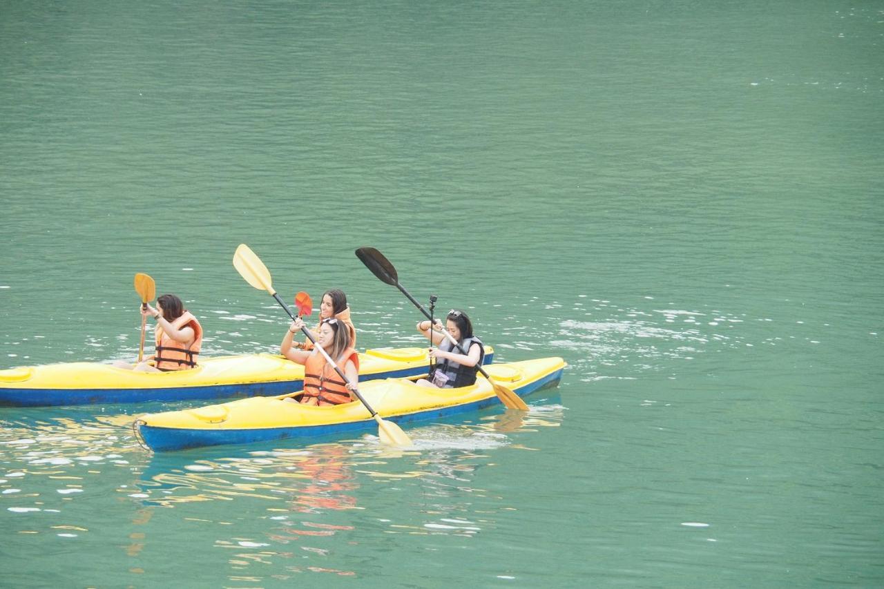 Hotel Sunlight Cruise Ha Long Exterior foto